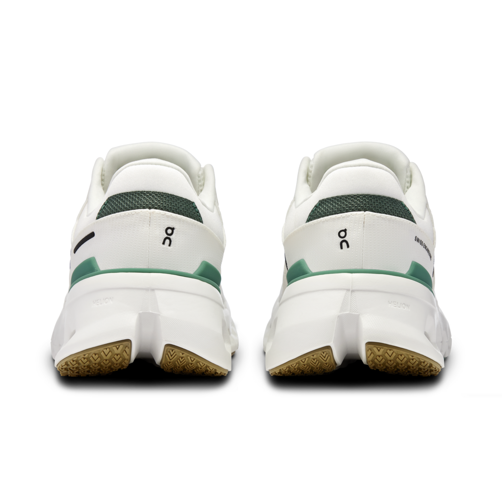 Small PNG-3WE10132404-cloudrunner_2-ss24-undyed_green-w-g5